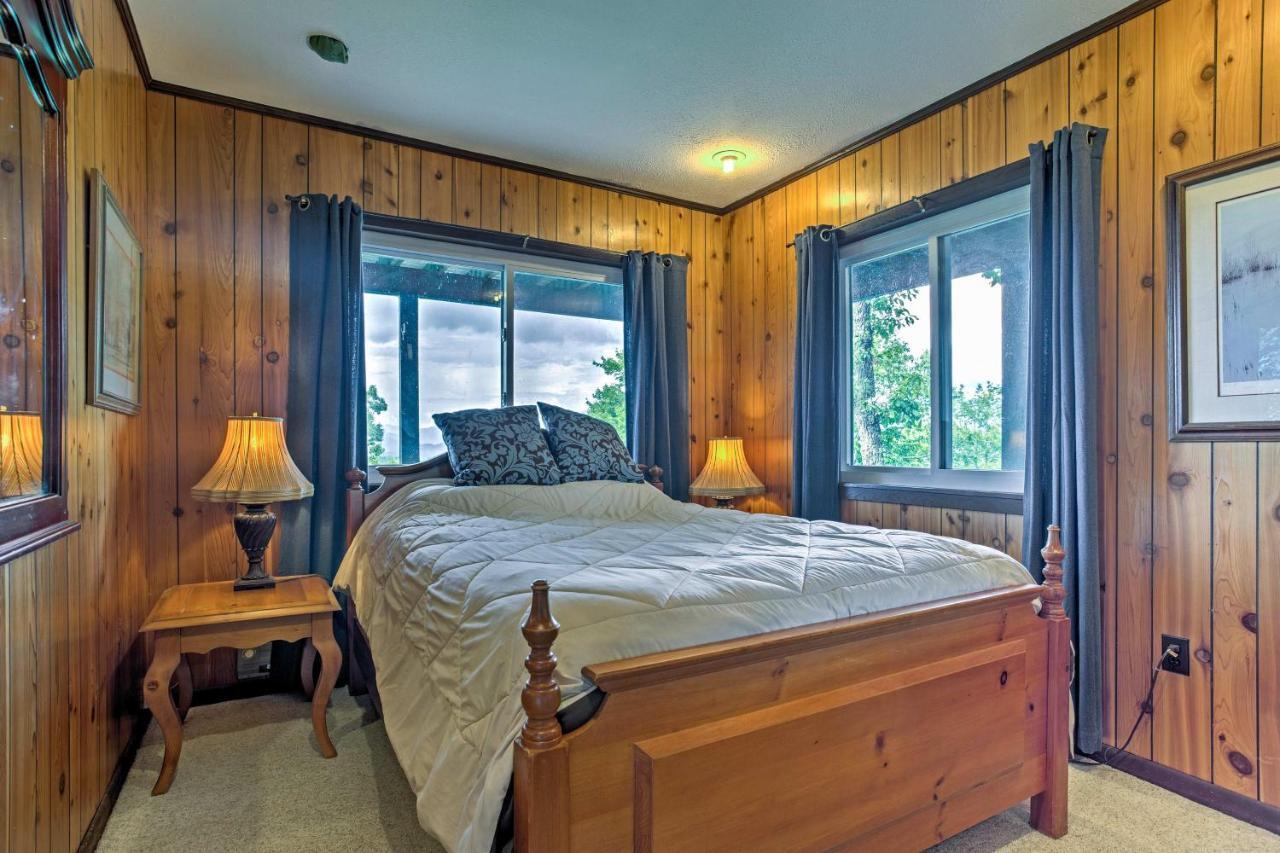 Secluded Mountain Home With Stunning Views And Deck! Bryson City Εξωτερικό φωτογραφία